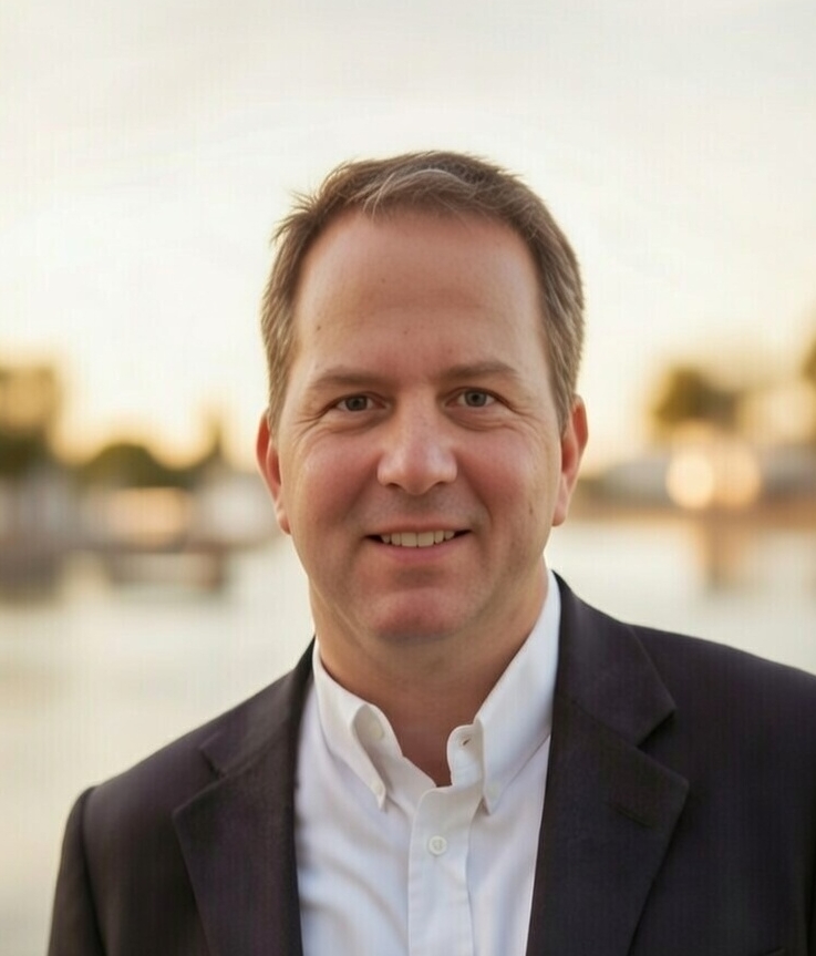 Lee Dodson, Co-Founder and Chief Operating Officer of Apogee Insight